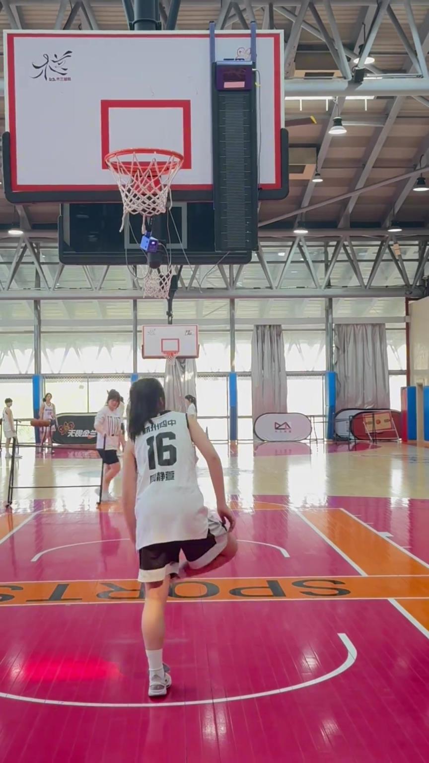 所以，你能摸高多少？